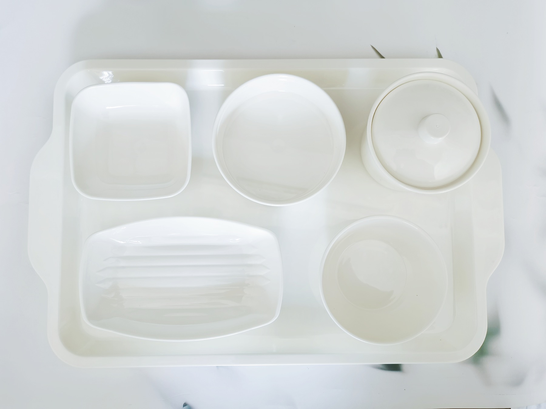 Business Tableware